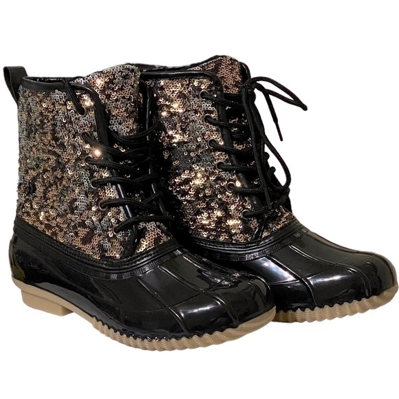 OLIVIA MILLER Water Resistant Black with Gold Sequin Duck Boots Size 7 N… - Picture 2 of 15